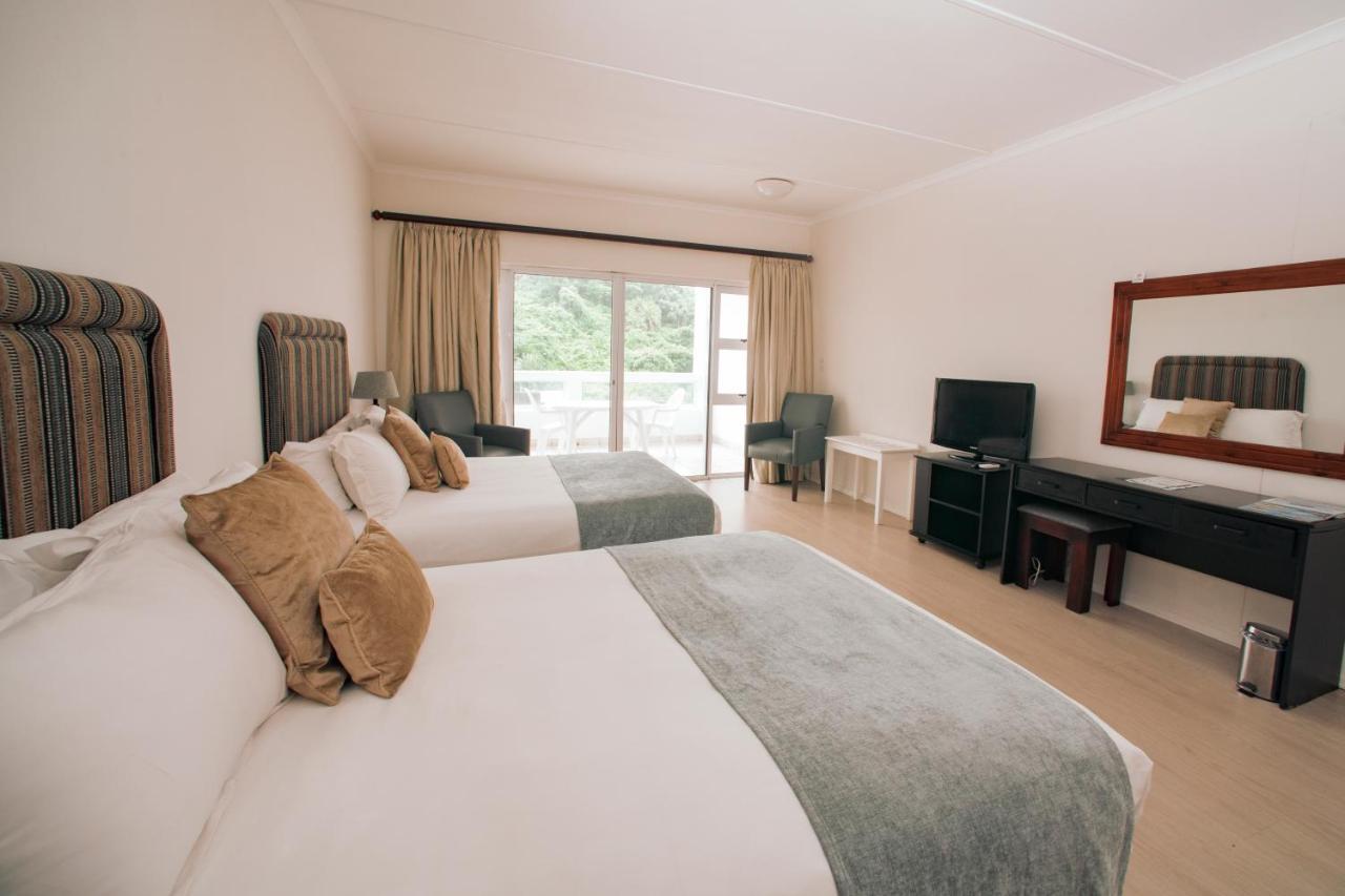 The Estuary Hotel & Spa Port Edward Esterno foto